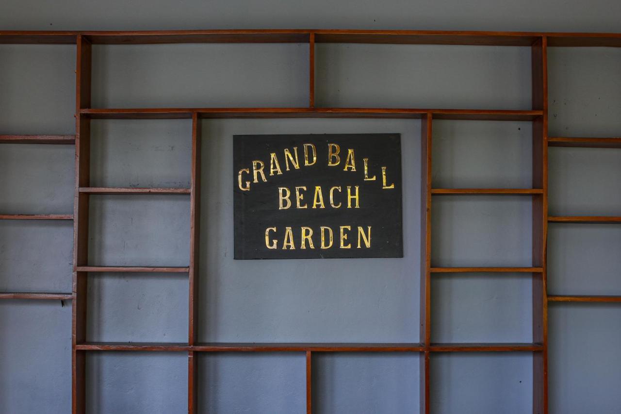 Grand Ball Garden